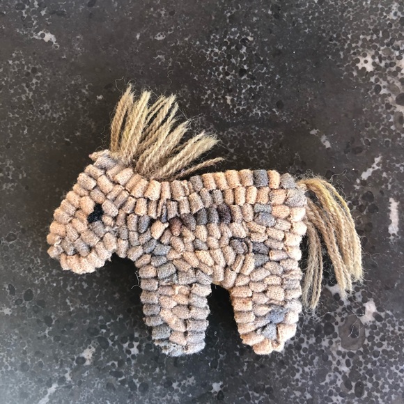 Cutest little “hooked rug” style horse pin purchased from very creative artist - Picture 8 of 8